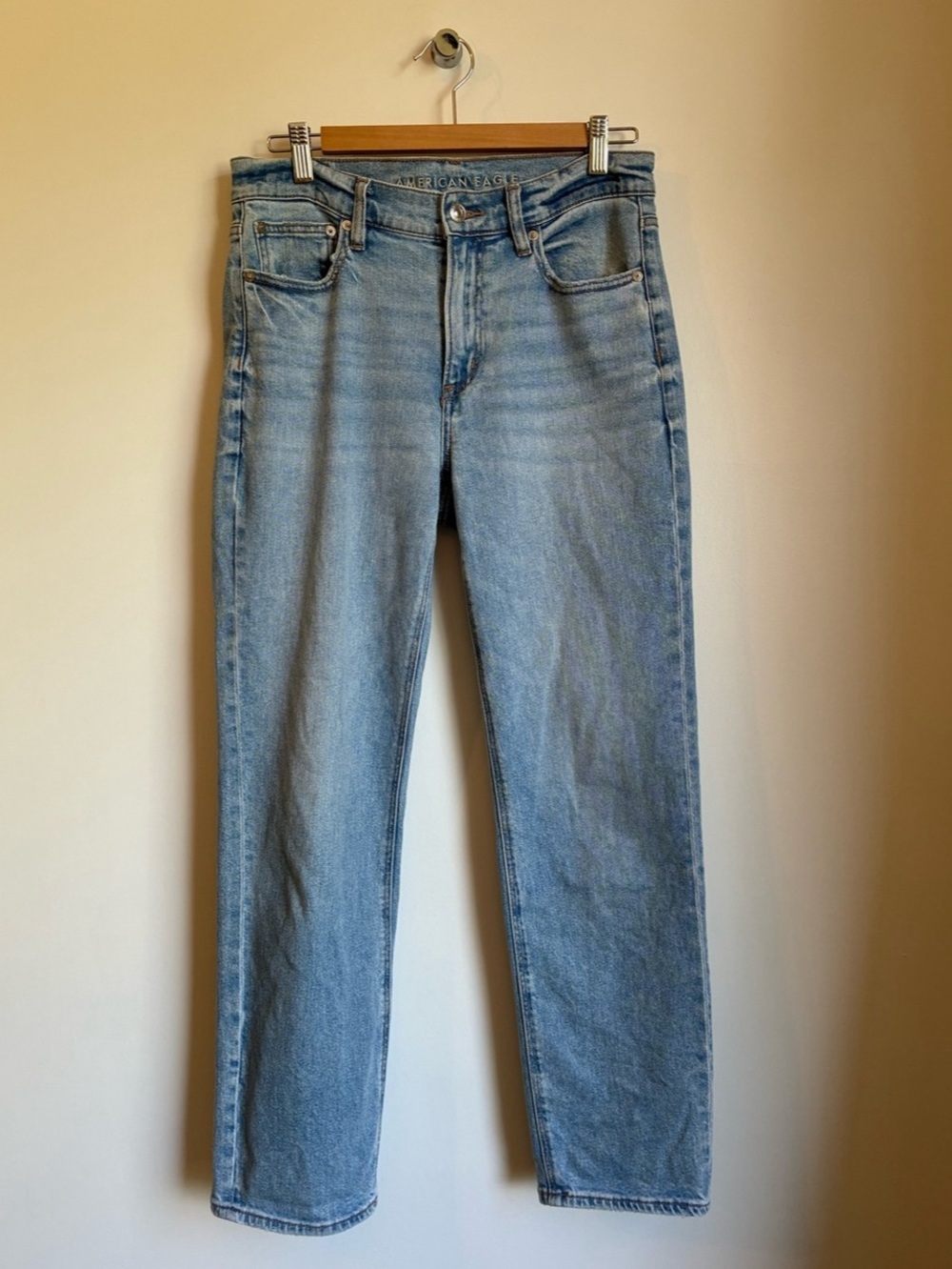 American Eagle Super High Rise Straight Leg Jeans Blue Denim Size 6
